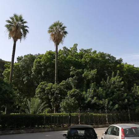 Vittorio Emanuele George Apartman *