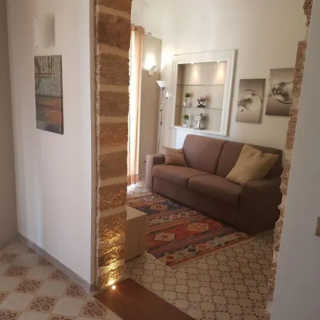 Vittorio Emanuele George Apartment *