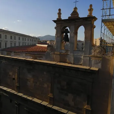 Vittorio Emanuele George Apartment Palermo